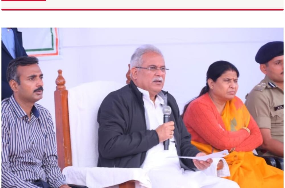 सतनामी महासंघ का दिल्ली कुच, संसदीय सचिव रश्मि आशीष सिंह के द्वारा किया गया अपमान की शिकायत करने, एवं तखतपुर के खपरी रेस्ट हाऊस में समाज के लोगों को मुख्यमंत्री भूपेश बघेल से मिलने नहीं देने का भी लगाया आरोप