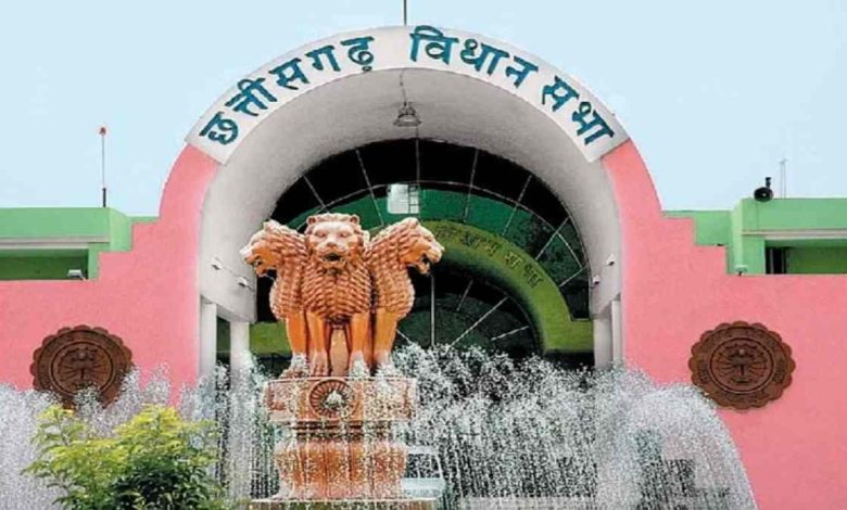 सदन में रोजगार के आंकड़े पर रार, विपक्ष ने CMII के आंकड़ों को बताया प्रायोजित, 2 करोड़ का विज्ञापन देने का लगाया गंभीर आरोप, मंत्री ने बेरोजगारों का आंकड़ा बताने में रहे असमर्थ……