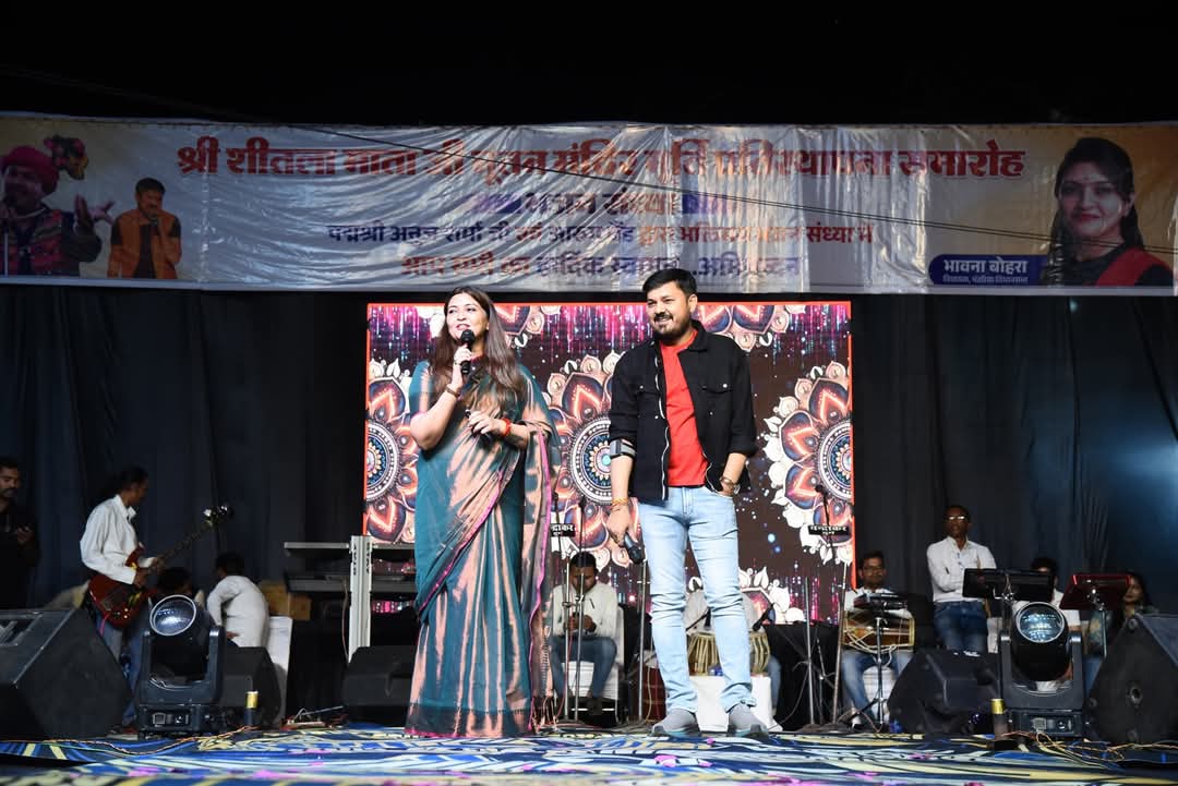रणवीरपुर की जनता को मोह लिया अनुज की नई फिल्म सुहाग की गीत...