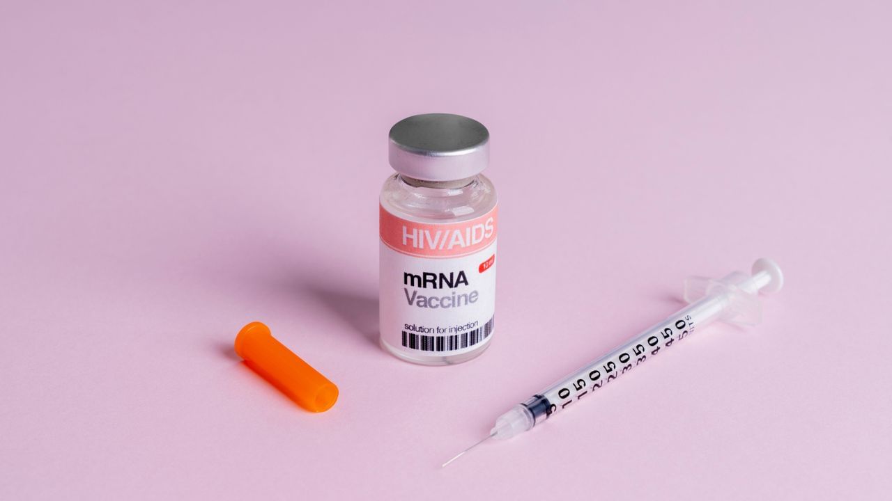 HIV वैक्सीन का पहला ट्रायल सफल, नई mRNA टेक्नोलॉजी से जागी उम्मीद