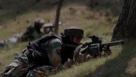 PoK से घुसपैठ की कोशिश नाकाम, सेना की फायरिंग में दो आतंकी मारे गए