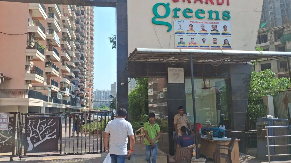 मीट कारोबारी पर आयकर विभाग का शिकंजा, गाजियाबाद के फ्लैट से लाखों रुपये जब्त