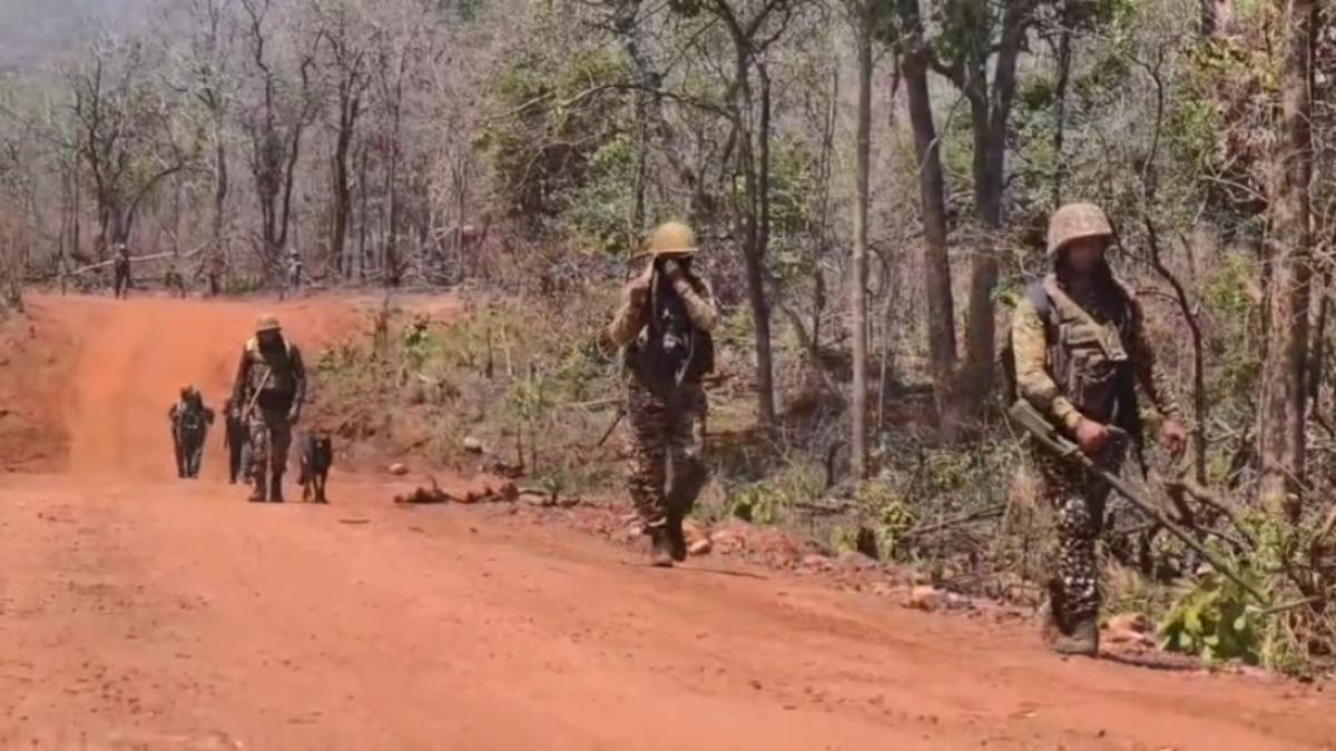 सरकार की डेडलाइन नज़दीक, माओवादी संगठन रणनीति बदलने में उलझा