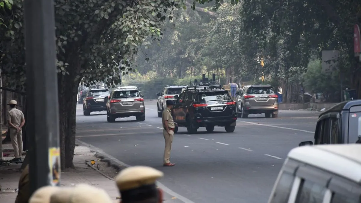 Delhi-Blast-(21)-1762939633711