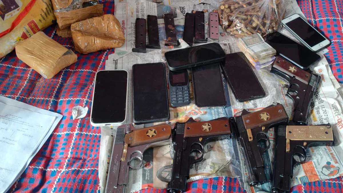 हथियार तस्करी का भंडाफोड़: नालंदा में STF ने पकड़ा संगठित गिरोह, AK-47 और पिस्टल के साथ 153 कारतूस जब्त