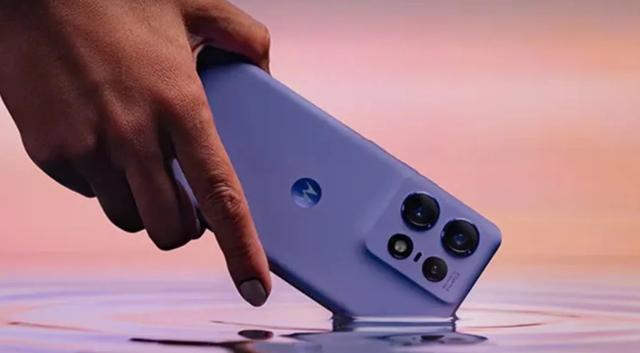 Motorola Edge 50 Pro पर जबरदस्त डिस्काउंट, स्नैपड्रैगन प्रोसेसर समेत कई बेहतरीन फीचर्स