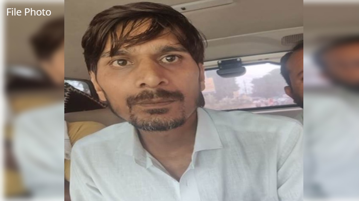 आधी रात क्राइम ब्रांच का बड़ा एक्शन: हिस्ट्रीशीटर रवि साहू के घर छापा, गांजा-शराब और 1.5 लाख नकद जब्त