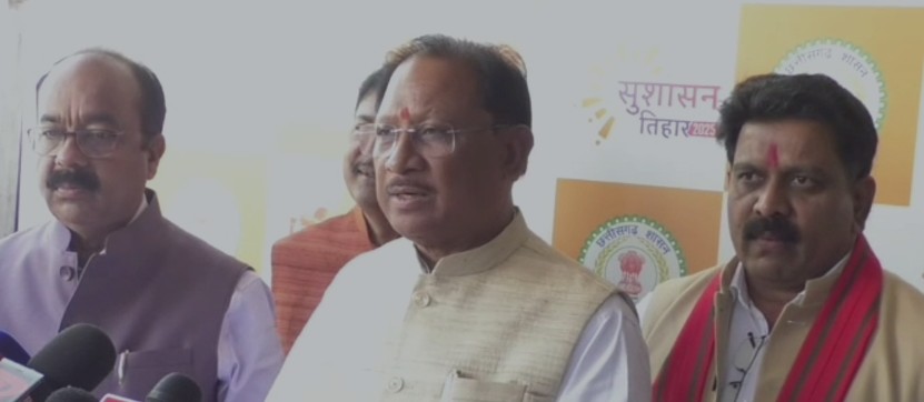 रायपुर: CM साय बस्तर ओलंपिक के उद्घाटन के लिए रवाना, केंद्रीय गृह मंत्री अमित शाह भी होंगे शामिल