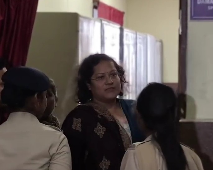 छत्तीसगढ़ शराब घोटाला: भूपेश बघेल की पूर्व उपसचिव सौम्या चौरसिया को 14 दिनों की न्यायिक रिमांड पर भेजने की मांग, 115 करोड़ की अवैध आय प्राप्त करने का आरोप