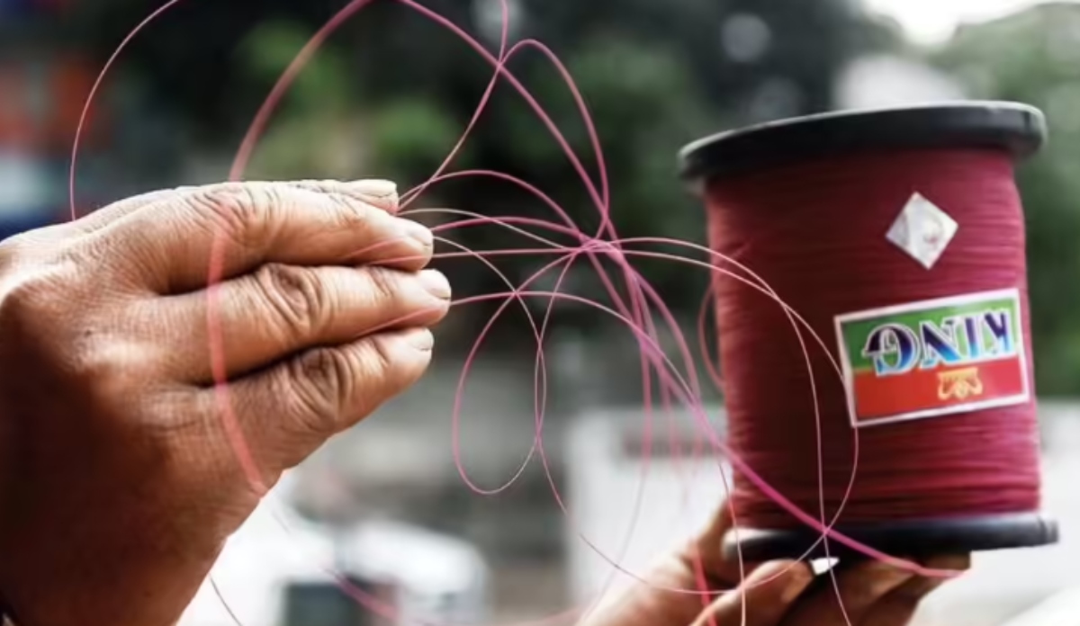 चाइनीज मांझे का कहर: कर्नाटक में बाइक सवार का गला कटा, बेटी को आखिरी कॉल कर तोड़ा दम