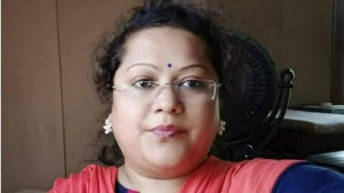 2800 करोड़ के शराब घोटाले में सौम्या चौरसिया की बढ़ी मुश्किलें अब ईओडब्ल्यू करेगी जेल में पूछताछ कल तक रहेगी जेल में 