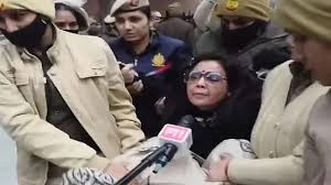 दिल्ली में TMC सांसदों का प्रदर्शन: महुआ मोइत्रा और डेरेक ओ’ब्रायन हिरासत में