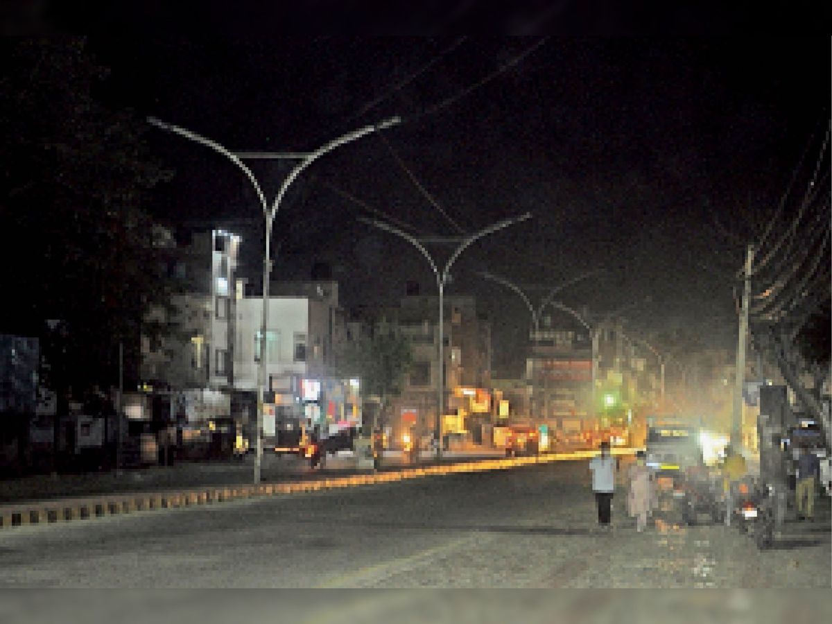 रायपुर के आउटर में छाया अंधेरा सत्रह सौ लाइटें बंद होने से बढ़ा दुर्घटना और अपराध का खतरा