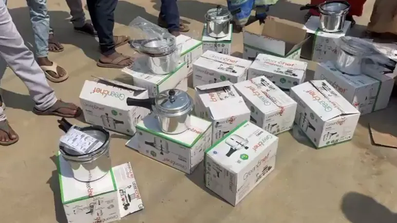 तेलंगाना निकाय चुनाव के बाद ‘रिफंड पॉलिटिक्स’: हार के बाद उम्मीदवारों ने मांगे कैश और गिफ्ट, कई जिलों में विवाद