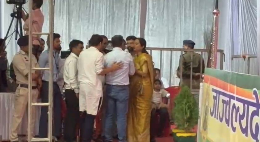 जाज्वल्यदेव महोत्सव में मची ‘कुर्सी की राजनीति’, वीआईपी सीटिंग पर भिड़े जनप्रतिनिधि और अफसर