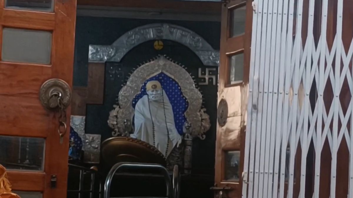 Bhilai Crime News: साईं मंदिर में बड़ी चोरी, गार्ड से मारपीट कर 2 किलो चांदी का छत्र और नगदी ले उड़े बदमाश