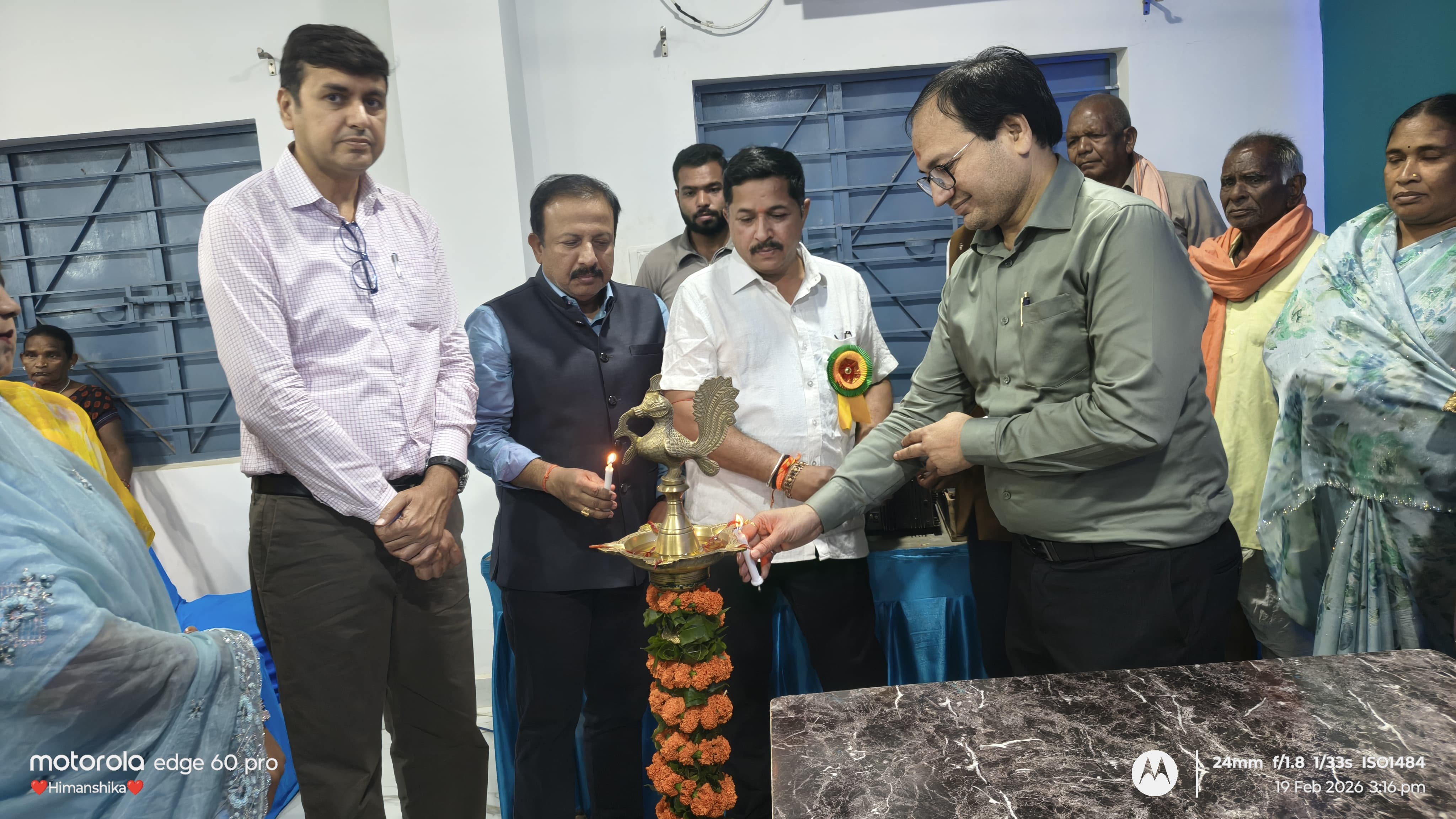 सीपत प्रेस क्लब का शपथ ग्रहण: शहीदों के परिजनों का सम्मान कर पेश की अनूठी मिसाल, भावुक हुआ माहौल