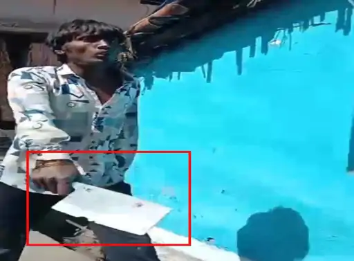 रायपुर में कानून को खुली चुनौती: रामकुंड में चापड़ लहराता युवक कैमरे में कैद, इलाके में दहशत 