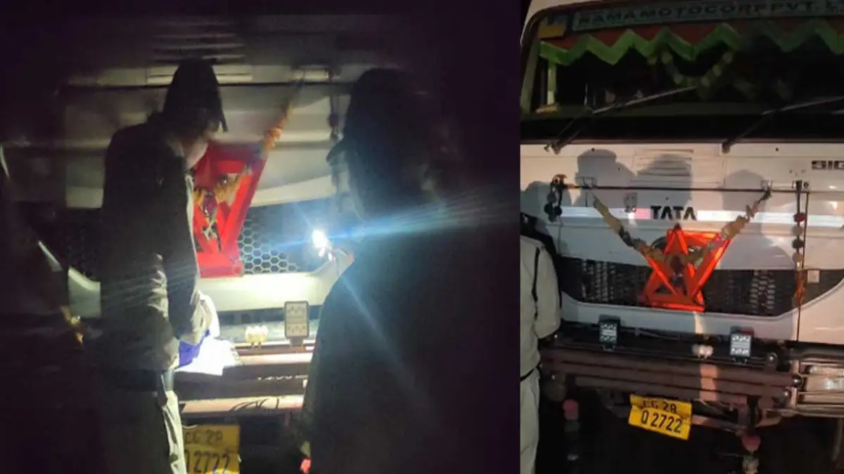 आधी रात ग्रामीणों का बड़ा एक्शन! अवैध रेत से भरी 2 हाइवा पकड़ी, ड्राइवर फरार, प्रशासन को सौंपे ट्रक, इलाके में हड़कंप