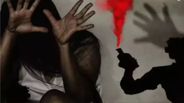 गुरुग्राम में दिल दहला देने वाली वारदात: लिव-इन पार्टनर ने अस्पताल परिसर में युवती पर फेंका एसिड, आरोपी गिरफ्तार