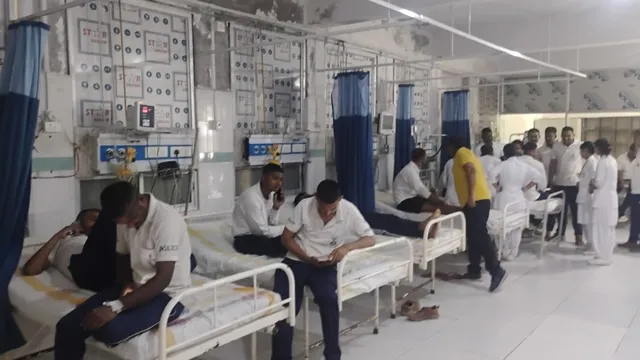 पुलिस लाइन में फूड प्वाइजनिंग का मामला: 100 से ज्यादा जवान बीमार, अस्पताल में मचा हड़कंप