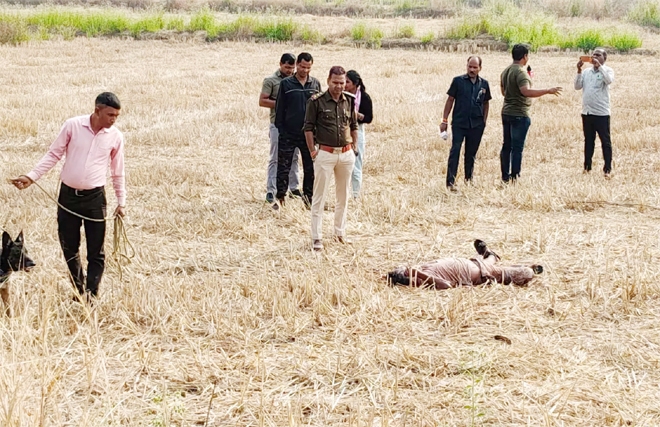 रायगढ़ में सनसनीखेज हत्या: खेत में मिला युवक का खून से लथपथ शव, धारदार हथियार से वार की आशंका