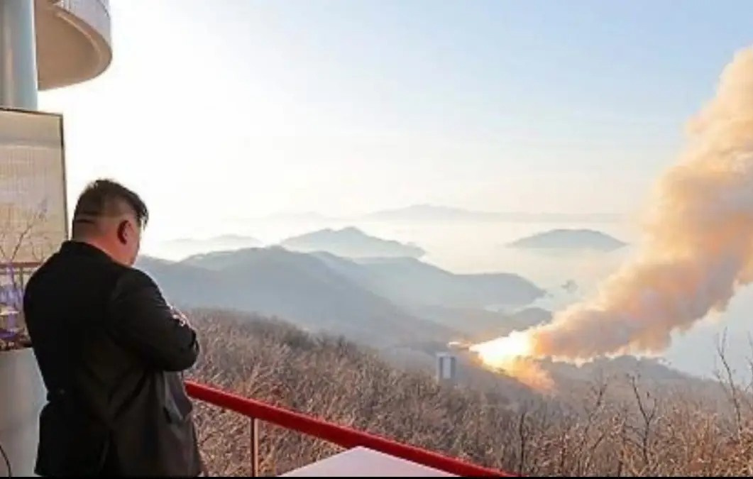 North Korea Missile Alert: किम जोंग उन का ‘सुपर पावर’ टेस्ट, ICBM से पूरे अमेरिका को दी सीधी चुनौती