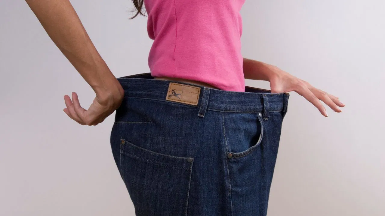 अचानक वजन कम होना और भूख की कमी किन बीमारियों का लक्षण है?