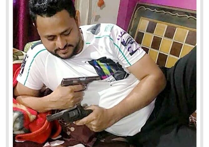 खबर का असर रायपुर में 39 लाख की ठगी 135 दिन बाद हुई एफआईआर पर पुलिस और ठग की मिलीभगत उजागर गिरफ्तारी के बजाय खुलेआम क्रिकेट खेल रहा आरोपी