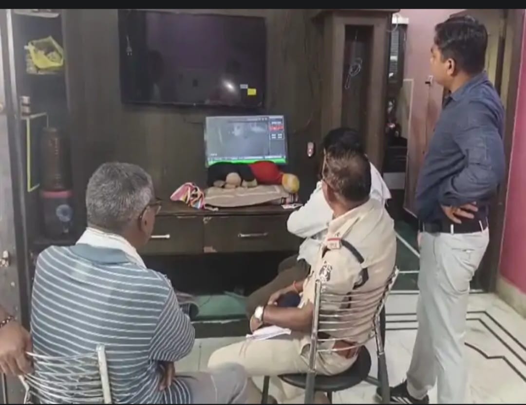 f8357efd-5f35-440b-b0e3-d735963409f2