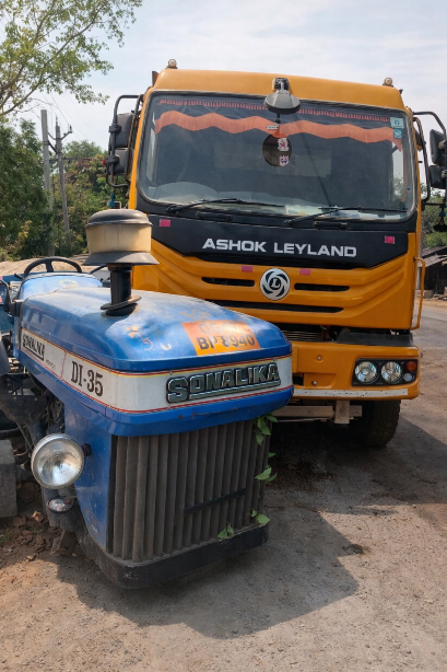 बिलासपुर में रेत माफिया बेखौफ 20 दिन में 45 गाड़ियां जब्त अफसरों पर जानलेवा हमले