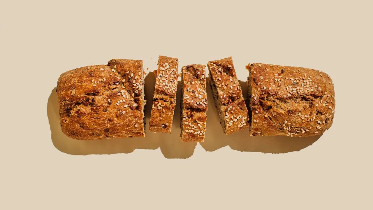 हेल्दी दिखने वाली इन चीजों में होता है ज्यादा नमक, बना सकती हैं ब्लड प्रेशर का मरीज