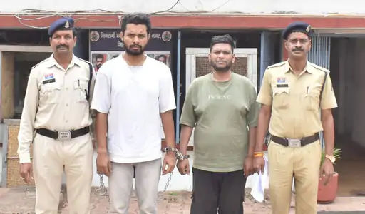 छत्तीसगढ़ में ड्रग्स का नया ट्रेंड: हाइड्रोपोनिक गांजा बेचते 2 युवक गिरफ्तार, नेटवर्क की जांच शुरू