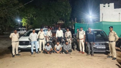 Bank Fraud Case: होल्ड खातों से 31 लाख की ठगी, बैंककर्मियों से मिलीभगत का खुलासा, अंतरजिला गिरोह के 3 आरोपी गिरफ्तार