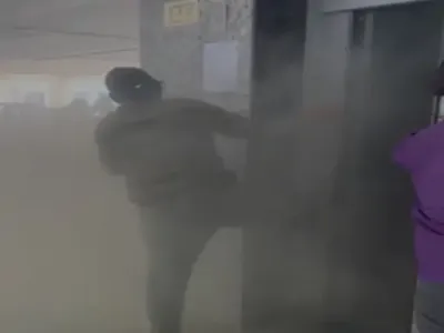 रायपुर में दो जगह आग से हड़कंप: अपार्टमेंट की लिफ्ट में लगी आग, भनपुरी का गोदाम भी जला, बाल-बाल बचे लोग