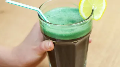 क्या लिवर डिटॉक्स ड्रिंक पीना सच में फायदेमंद है या सिर्फ ट्रेंड? एक्सपर्ट्स से जानें