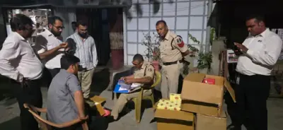 बिलासपुर में नकली ‘गोल्ड फ्लैक’ सिगरेट का भंडाफोड़: ITC टीम की अंडरकवर कार्रवाई में 5 लाख की खेप जब्त