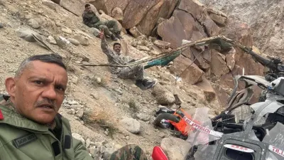 लद्दाख में सेना का चीता हेलीकॉप्टर क्रैश: मेजर जनरल सचिन मेहता समेत 3 घायल, हादसे की जांच शुरू