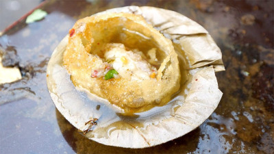 CG Health Alert: गुपचुप खाने के बाद बिगड़ी 25 लोगों की तबीयत, सारंगढ़ में फूड पॉइजनिंग से मचा हड़कंप, महिलाएं और बच्चे अस्पताल में भर्ती