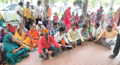 शराब के साए में बर्बाद हो रहा गांव! रिश्ते टूटे, युवाओं की शादी रुकी… अब ग्रामीणों ने प्रशासन को दी चक्काजाम की चेतावनी