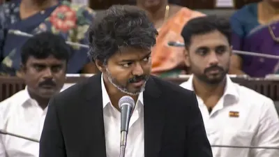 तमिलनाडु में विजय का शक्ति प्रदर्शन! फ्लोर टेस्ट में 144 वोट, AIADMK में बगावत से मचा भूचाल