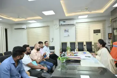 रायपुर में सड़क किनारे कारोबार पर सख्ती: मेटाडोर दुकानदारों का होगा सत्यापन, बिना पहचान वालों पर कार्रवाई तय