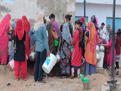 बिलासपुर में भीषण जल संकट 70 वार्ड और सिर्फ 35 टैंकर प्यासे लोग और निगम का मैनेजमेंट फेल