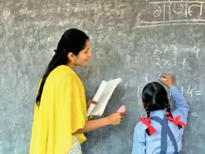 TET पर बड़ा अपडेट! इन-सर्विस शिक्षकों के लिए अलग परीक्षा की उठी मांग, विभाग ने तेज की तैयारी