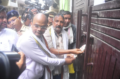 सूर्या हत्याकांड के बाद प्रशासन सख्त: गाजियाबाद में 3 अवैध मदरसे सील, कई संस्थानों को नोटिस