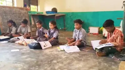 GPM में शिक्षा व्यवस्था की बदहाल तस्वीर: कहीं एक कमरे में चल रहीं पांच कक्षाएं, कहीं जर्जर भवन में टपकती छत के नीचे पढ़ने को मजबूर बच्चे