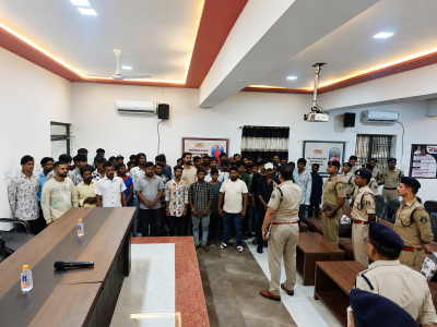 कानून व्यवस्था बिगाड़ने वाले 90 संदिग्धों को हिरासत में लेकर पूछताछ, 12 आदतन बदमाशों को भेजा जेल