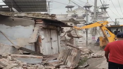 नकटी के बाद अब तुता पर कार्रवाई की आहट! NRDA के नोटिस से 35 परिवारों में दहशत, वर्षों पुराने मकानों पर उठे सवाल