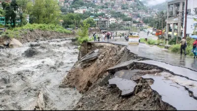 Himachal Rain Havoc: हिमाचल में बारिश बनी आफत, बाढ़-भूस्खलन से 66 की मौत; 100 से ज्यादा सड़कें बंद, कई गांवों का संपर्क टूटा