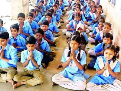 CG Education: 70 बनाम 80 GSM विवाद में फंसीं किताबें, नया सत्र शुरू लेकिन लाखों छात्र अब भी पाठ्य पुस्तकों के इंतजार में